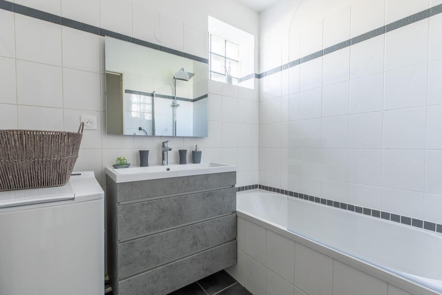 Le Clos Fleuri F3 Terrasse & Garage Clermont-Ferrand Zewnętrze zdjęcie