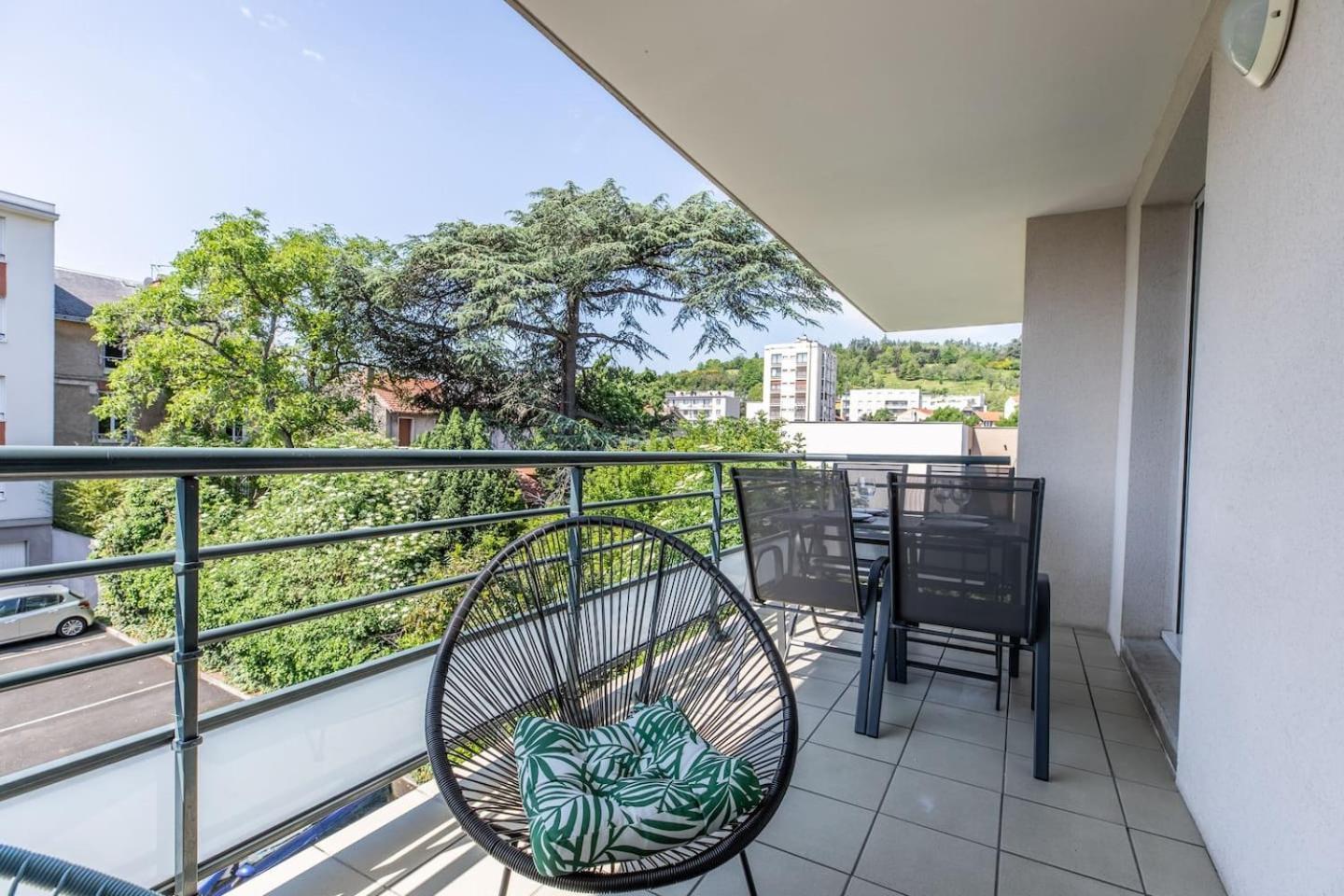 Le Clos Fleuri F3 Terrasse & Garage Clermont-Ferrand Zewnętrze zdjęcie