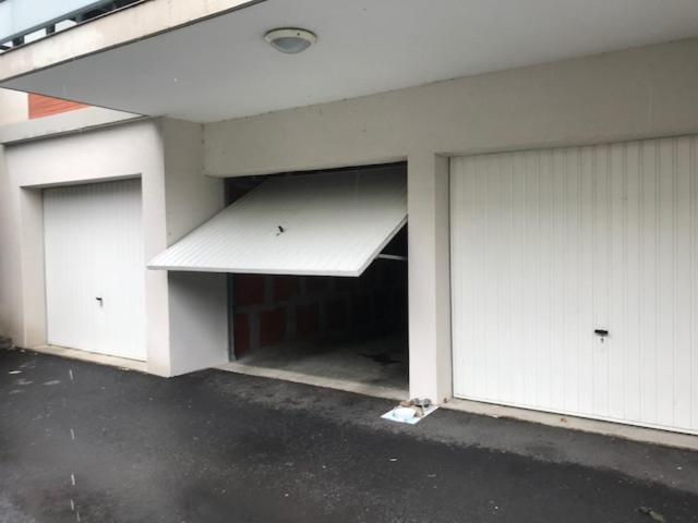 Le Clos Fleuri F3 Terrasse & Garage Clermont-Ferrand Zewnętrze zdjęcie